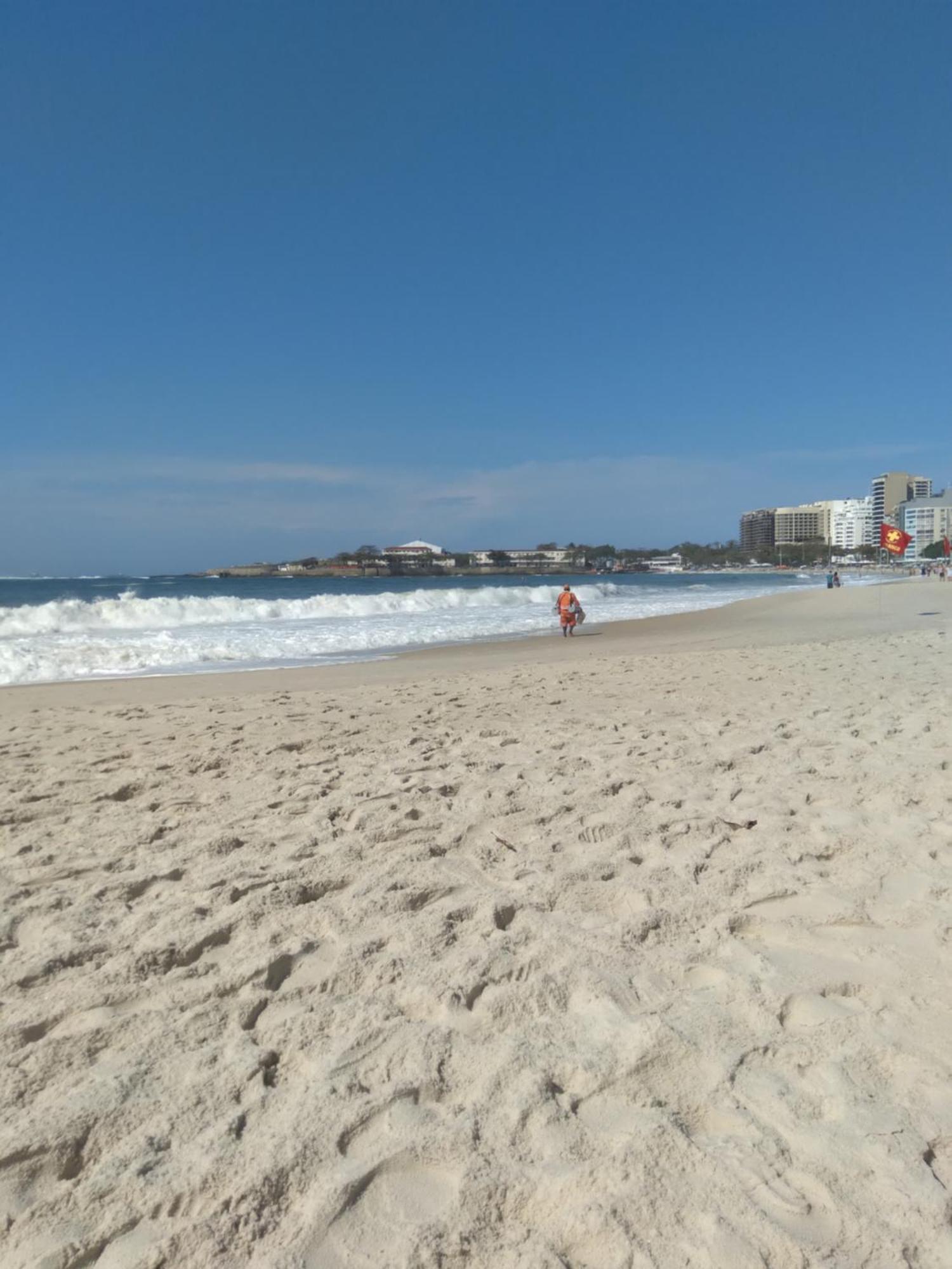 Quarto Privativo A Uma Quadra Da Praia De Copacabana Рио-де-Жанейро Экстерьер фото