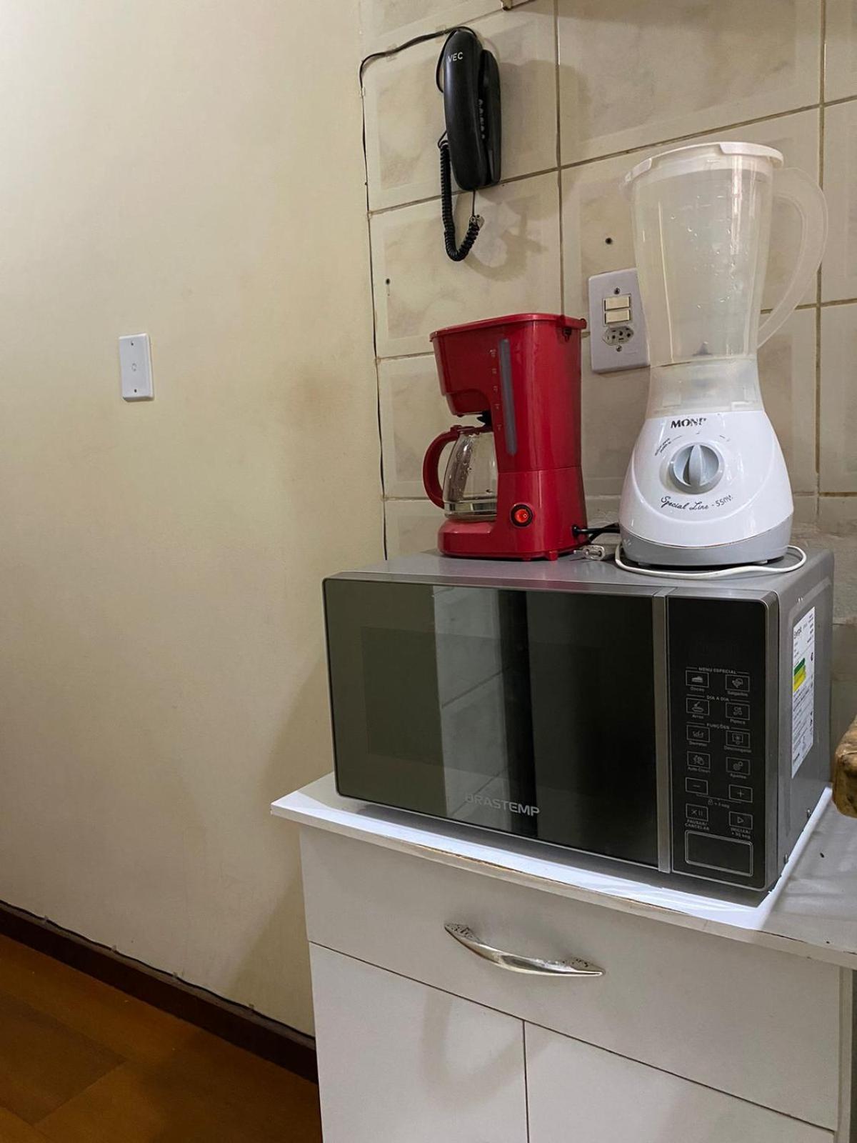 Quarto Privativo A Uma Quadra Da Praia De Copacabana Рио-де-Жанейро Экстерьер фото